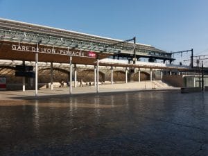 Navette Lyon Perrache aéroport Saint-Exupéry